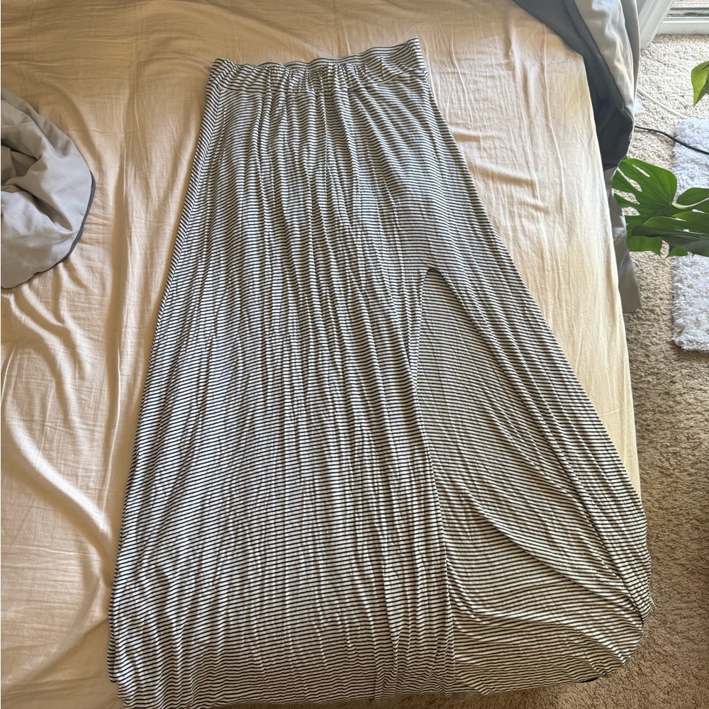 Brandy Melville Slit Maxi Skirt
